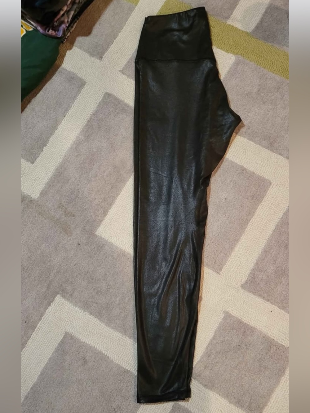 Athleta leggings. SHINE fabric style size small